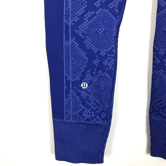 Lululemon Ebb to Street Blue Snake Print Tights Leggings Small - Picture 7 of 8